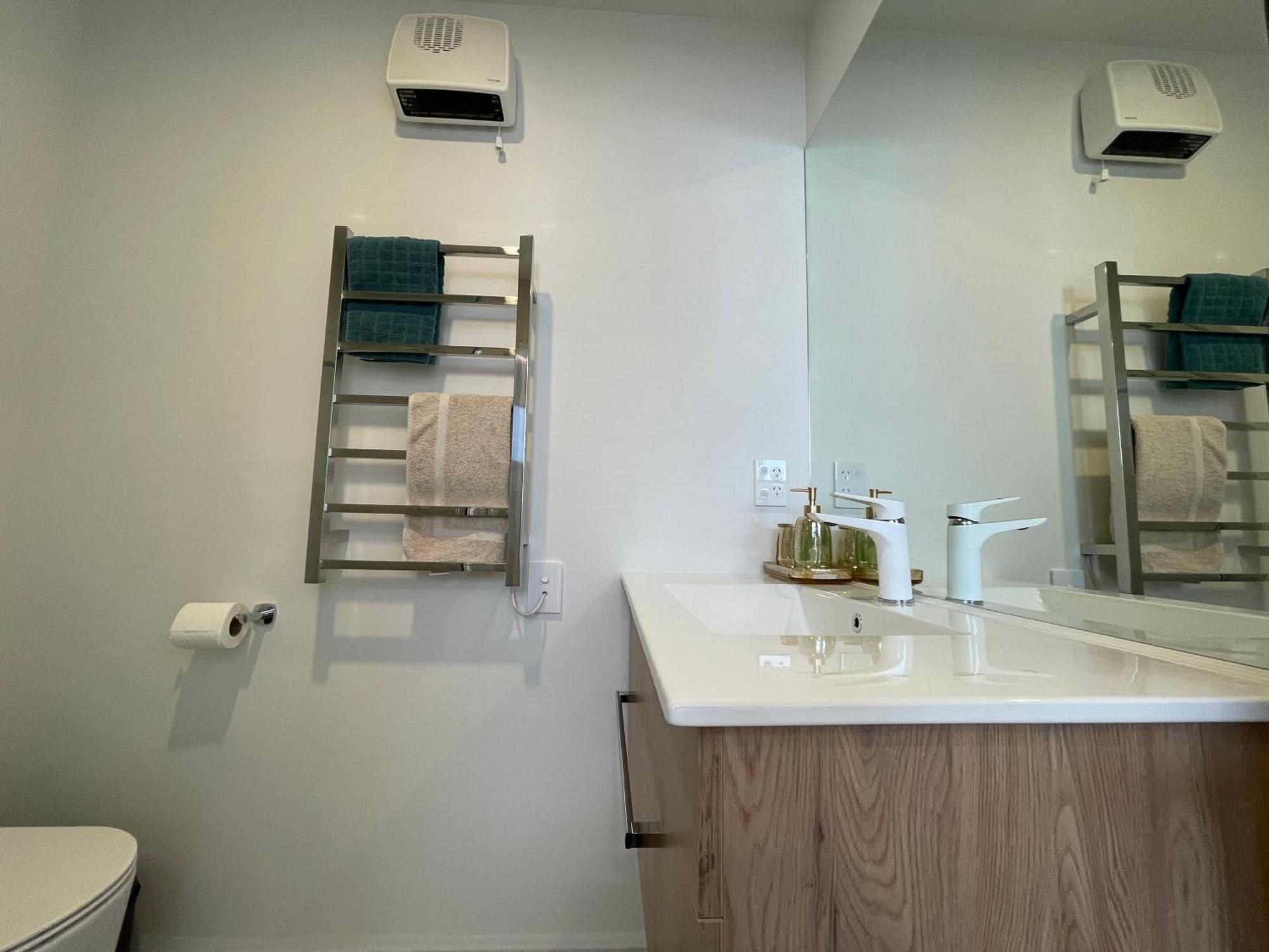 Luxury 2 Bedroom Townhouse Opposite Merivale Mall Christchurch Zewnętrze zdjęcie